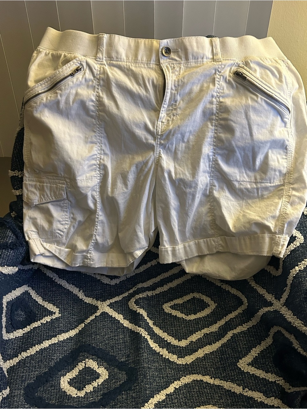 Evri White Cargo Shorts Women Plus Size 16W